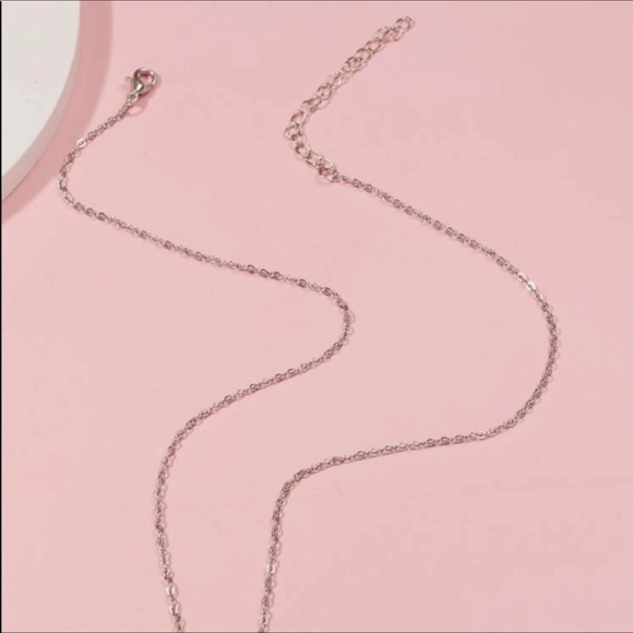 💸FINAL PRICE DROP💸💕NWT Silver “Guardian Angel” Keepsake Necklace💕 - Picture 5 of 7